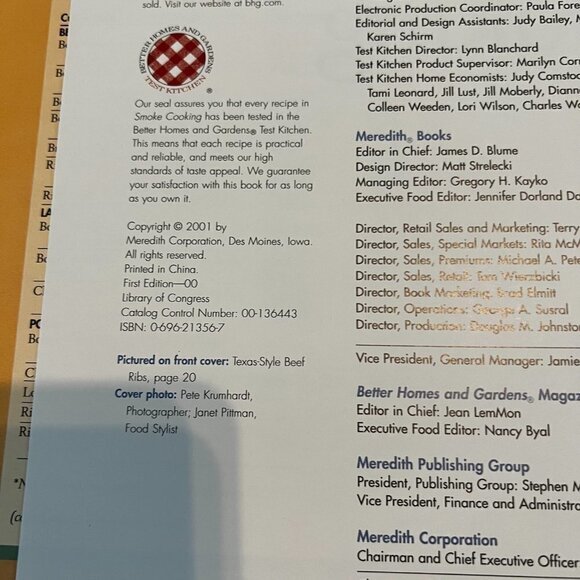 Smoke Cooking (Better Homes and Gardens) Spiral-bound –2001 - Picture 3 of 4